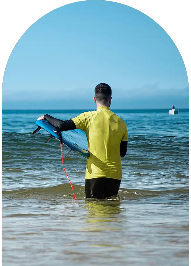 cours de surf débutant sur la plage d'Essaouira